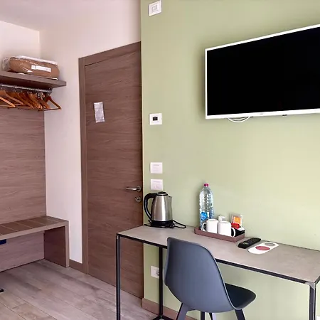 Casa Oreste 3* לאזיסה