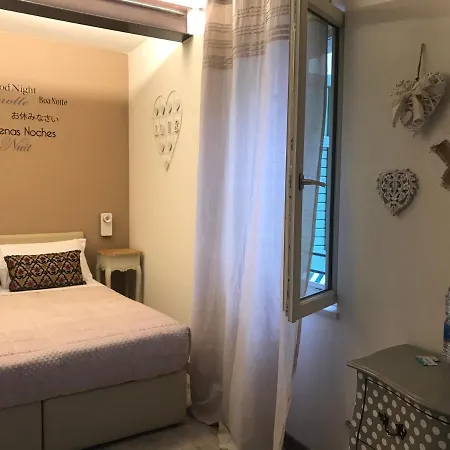 Casa Oreste 招待所 3*