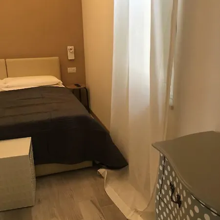 Casa Oreste Guest house *