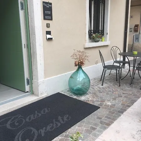 Casa Oreste Guest house